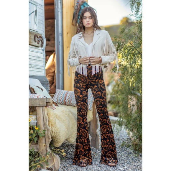 SOLD OUT Ivory Faux Leather Suede Fringe Cropped Western Boho Moto Jacket - Picture 4 of 7